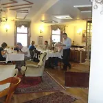 מלון Oba 4*